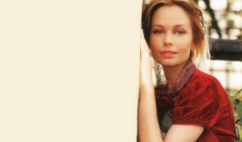 Модель Елена Корикова