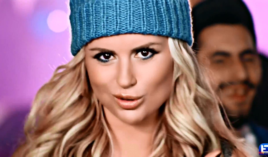 Красивая актриса Анна Семенович