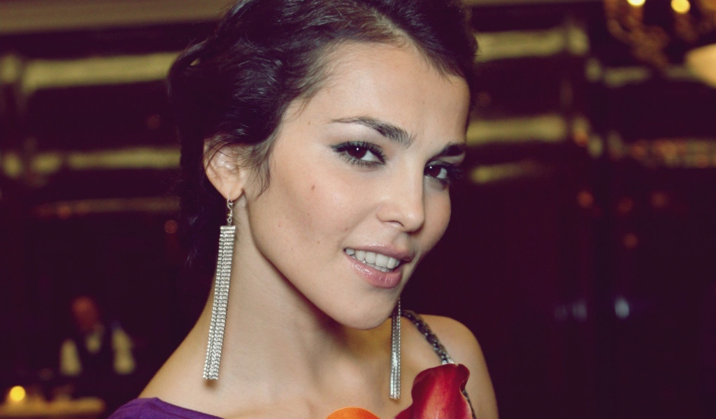 Кинозвезда Сати Казанова