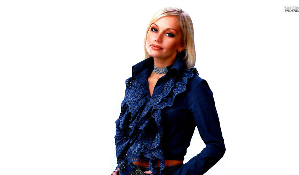 Красивая актриса Елена Корикова