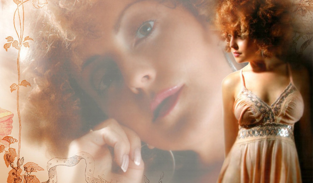 Актриса Анжелика Варум