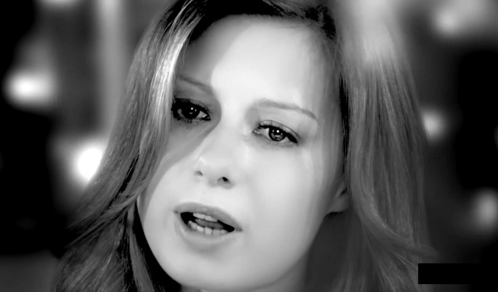 Популярная Юлия Савичева