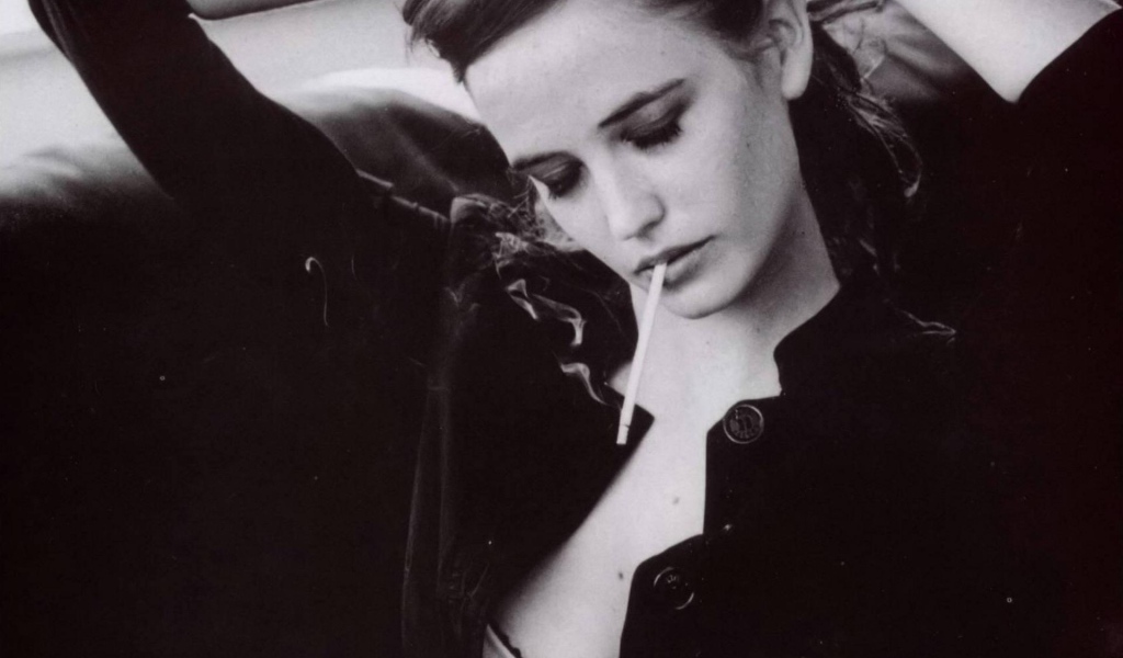 Известная звезда Ева Грин