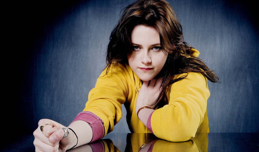 Красивая актриса Кристен Стюарт