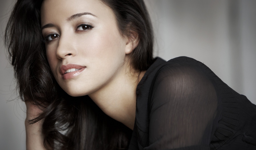 Знаменитая Кристиан Серратос