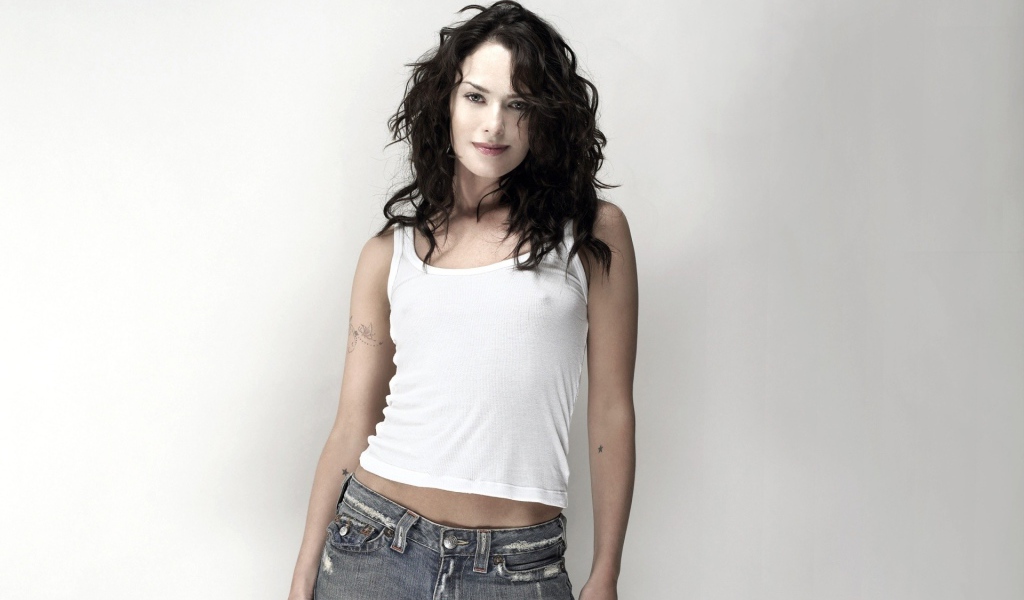 Красивая актриса Лина Хиди