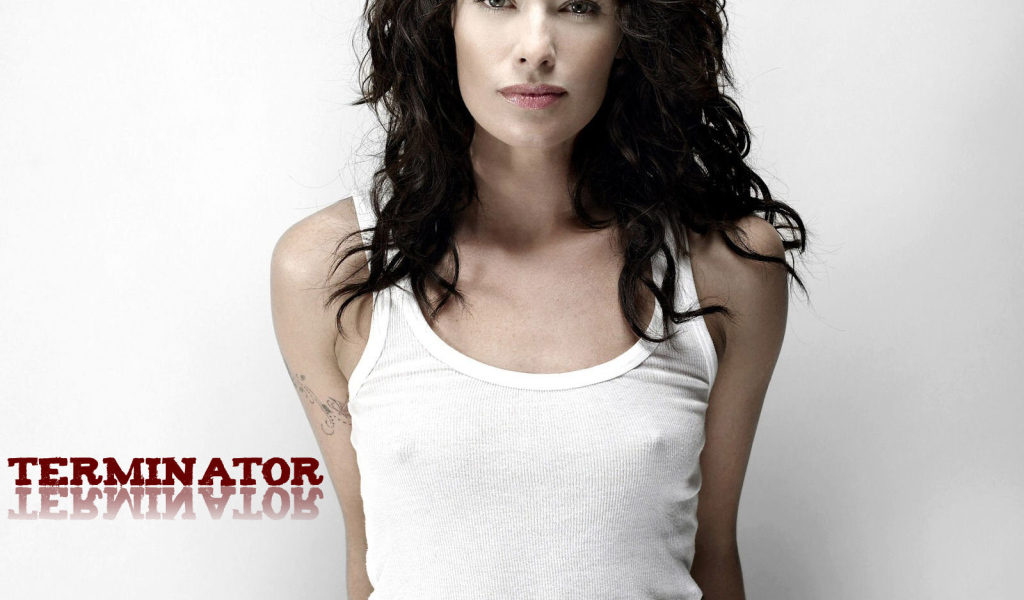 Красивая модель Лина Хиди