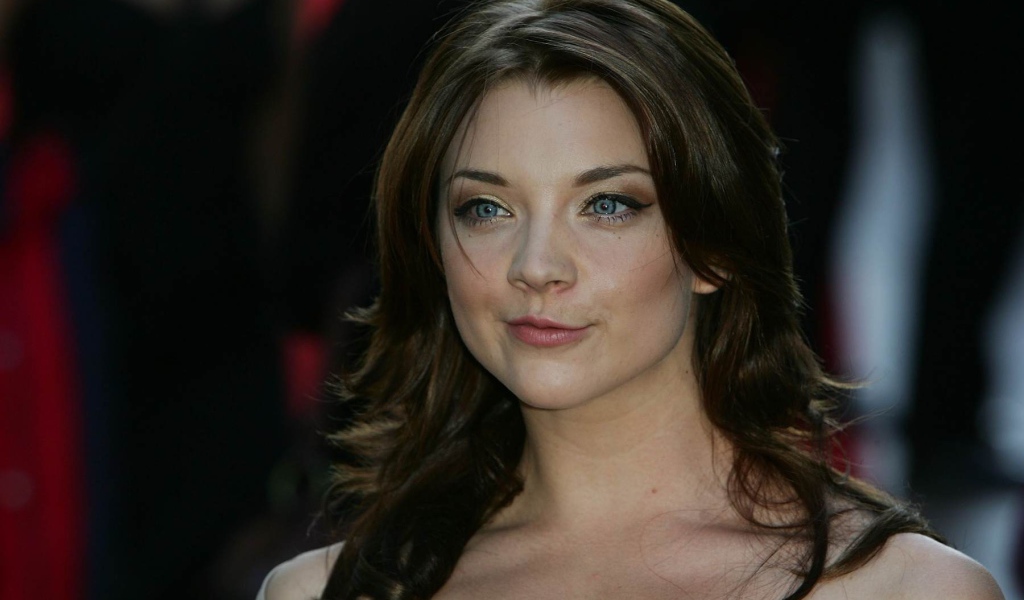 Популярная актриса Натали Дормер