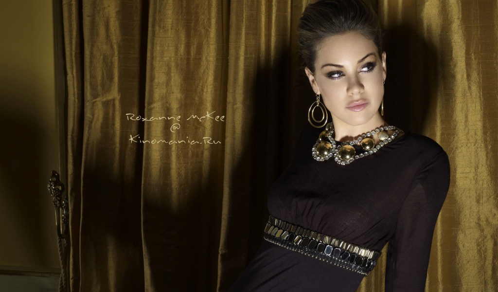 Популярная актриса Роксанна МакКи