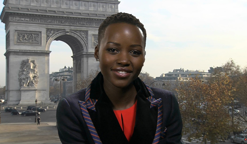 Популярная супермодель Лупита Нионго