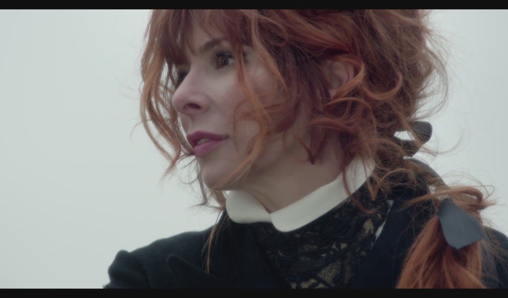 Красивая Милен Фармер