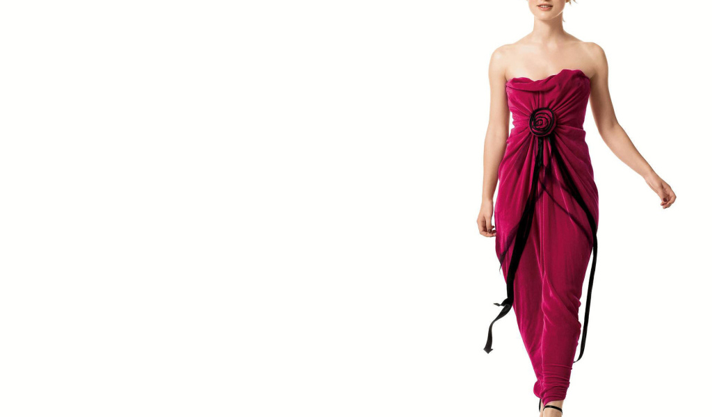 Известная актриса Кира Найтли