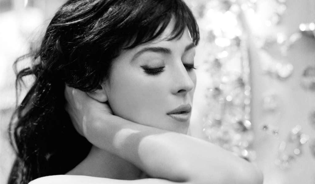 Знаменитая актриса Моника Беллуччи