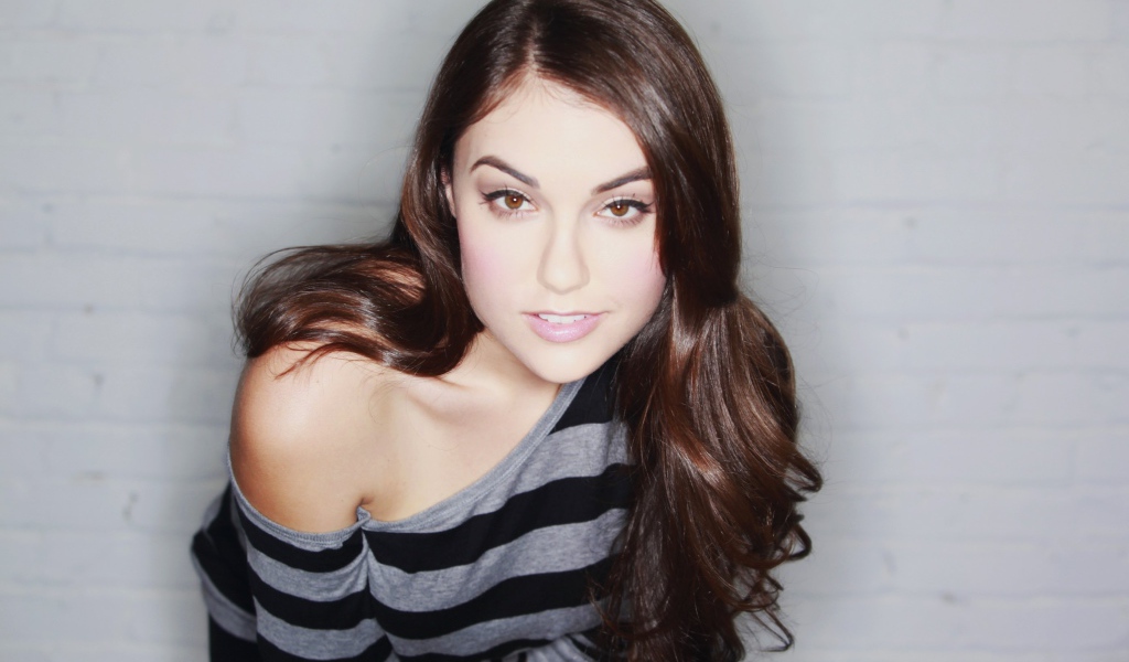 Монашка Саша Грей