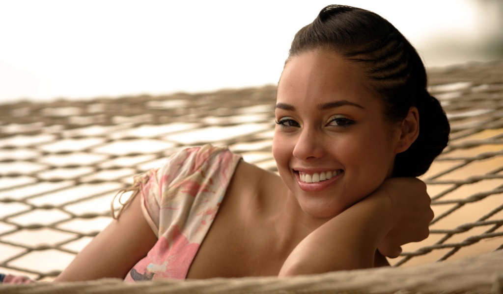 Певица Алисия Кейс