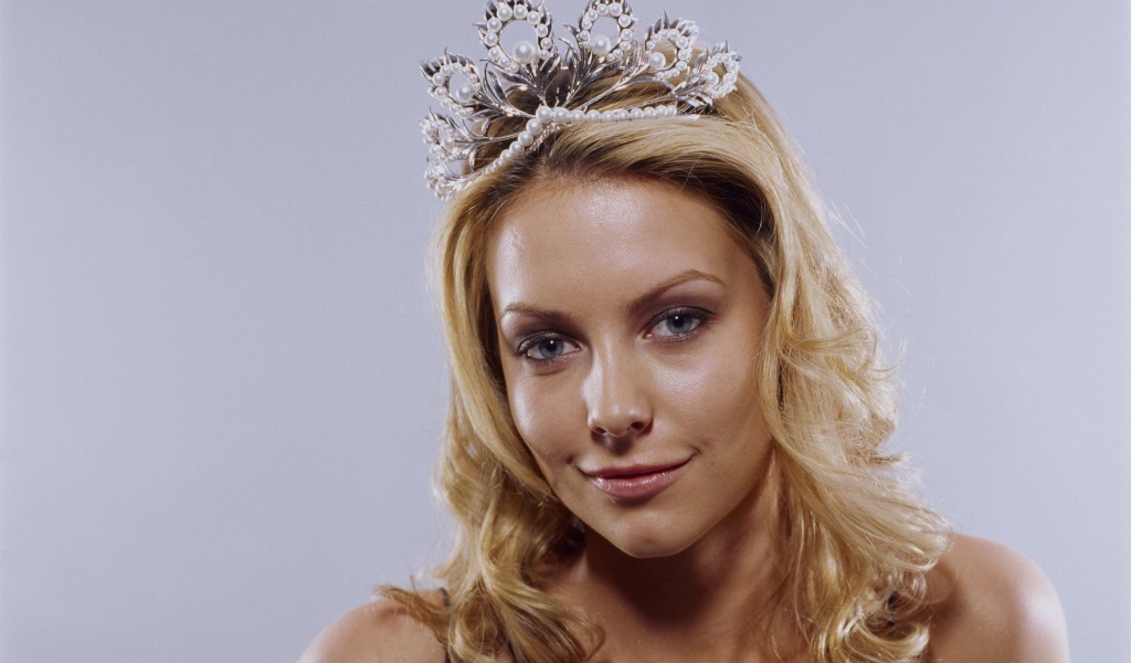 Дженифер Хавкинс модель