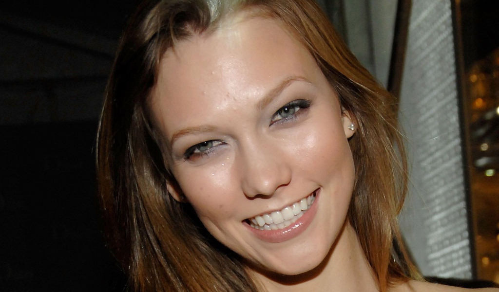 Карли Клосс модель