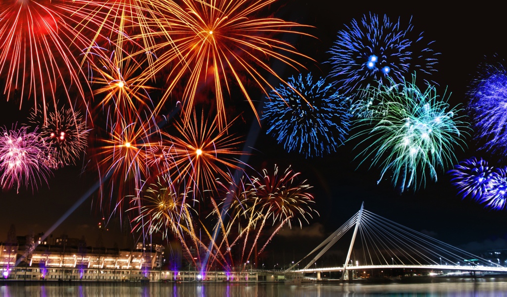 Праздничный салют