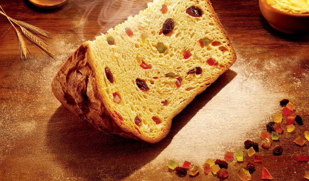 Пасхальный пирог с изюмом