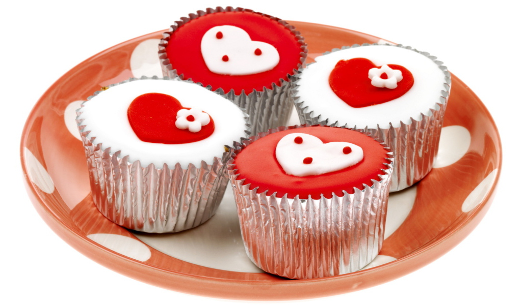 Кексы с сердечками на День Святого Валентина 14 февраля