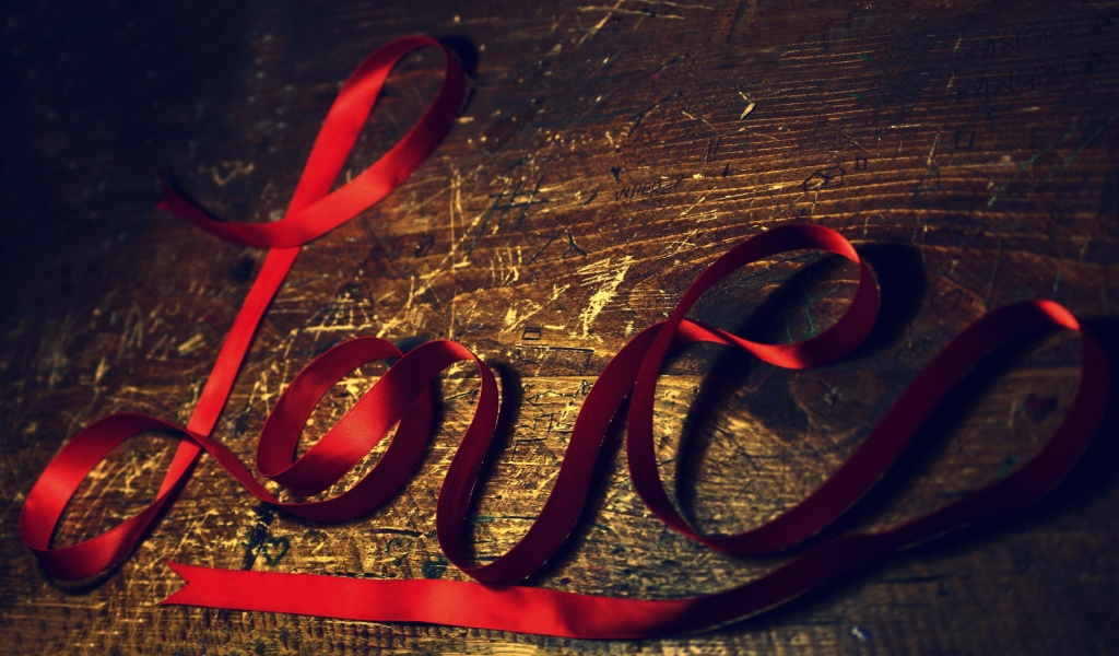 Признание из ленты на День Святого Валентина 14 февраля