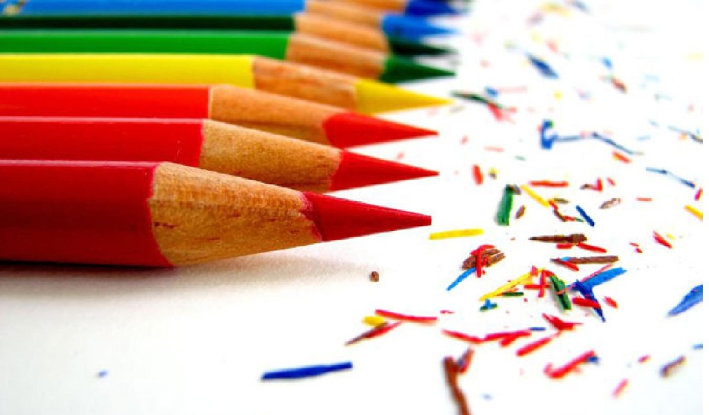 Заточенные карандаши в День знаний 1 сентября