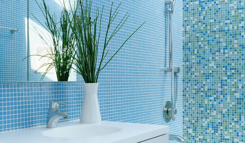 Букет в ванной комнате