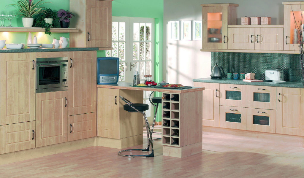 Кухня с барной стойкой