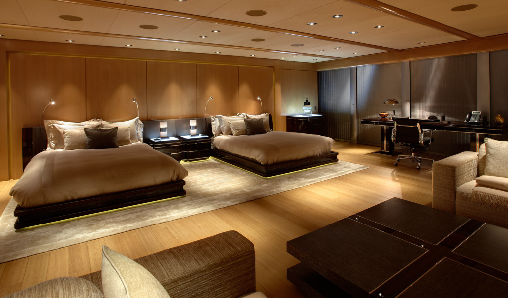 Спальня с двумя кроватями