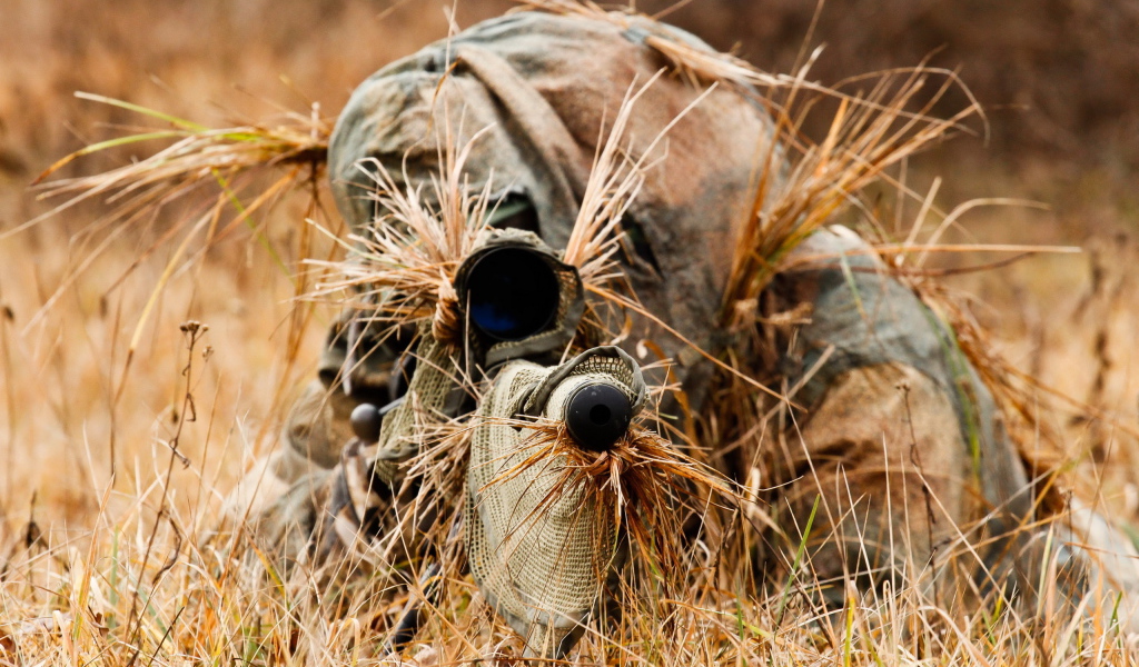 Замаскированный солдат