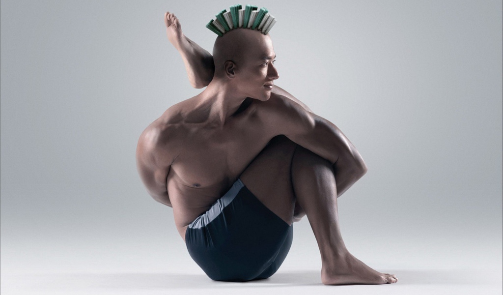 Человек в позе йоги