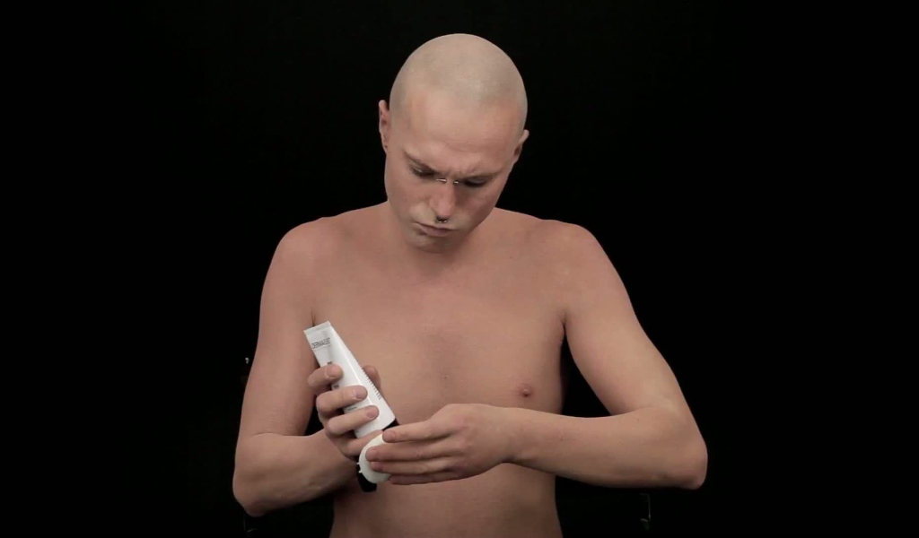 Известный актер Рик Жене