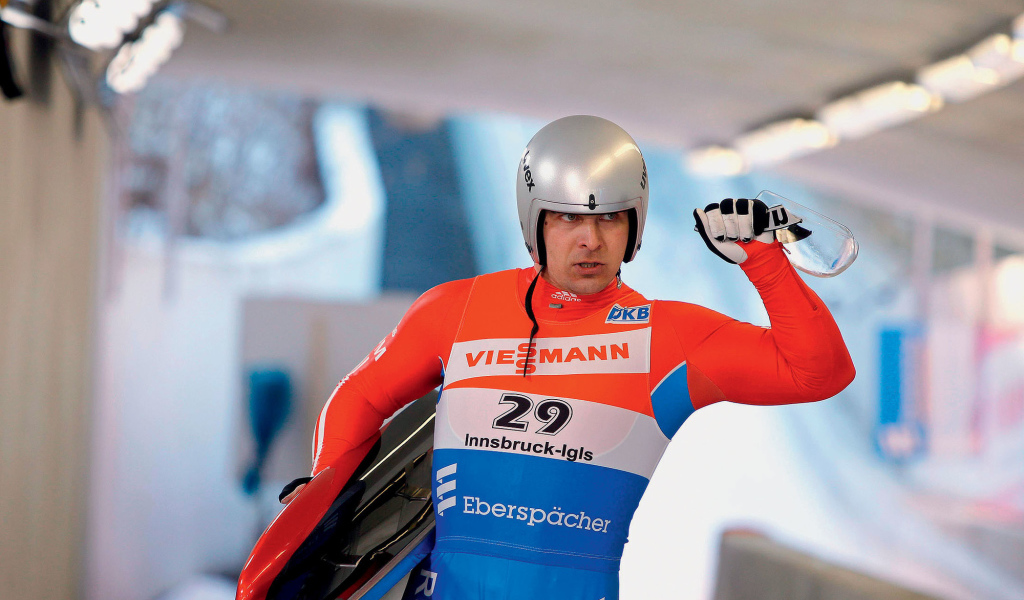 Чемпион Альберт Демченко