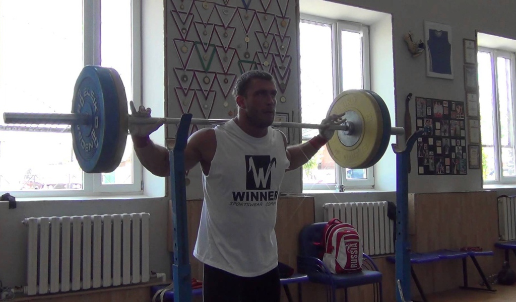 Популярный Дмитрий Клоков