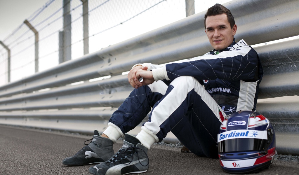 Известный человек Михаил Алешин