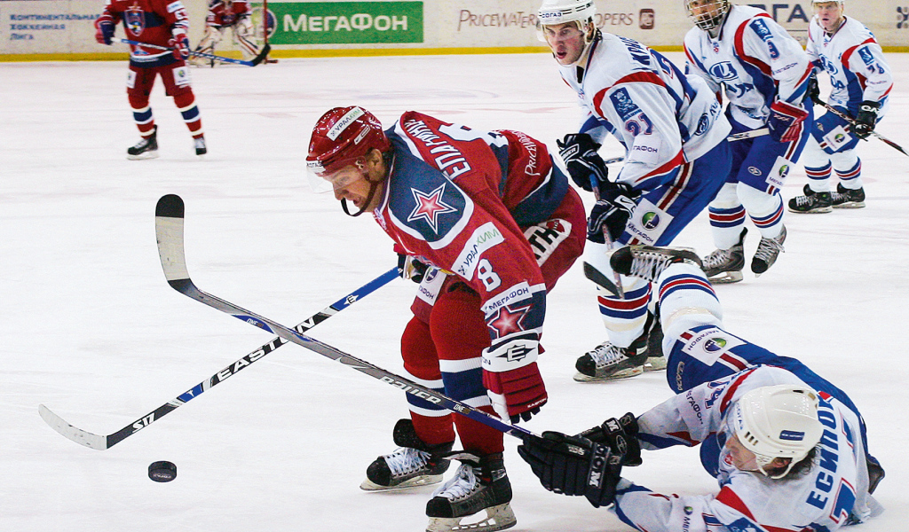 Известный человек Олег Твердовский