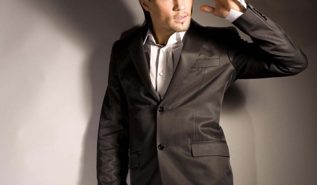 Знаменитый киноактер Дима Билан