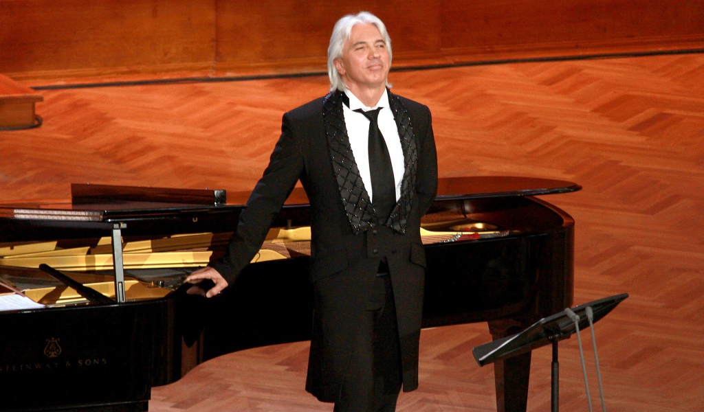 Знаменитый Дмитрий Хворостовский