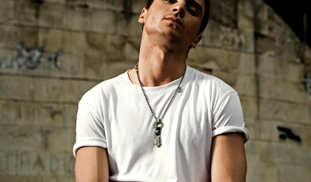 Суперзвезда Сергей Лазарев