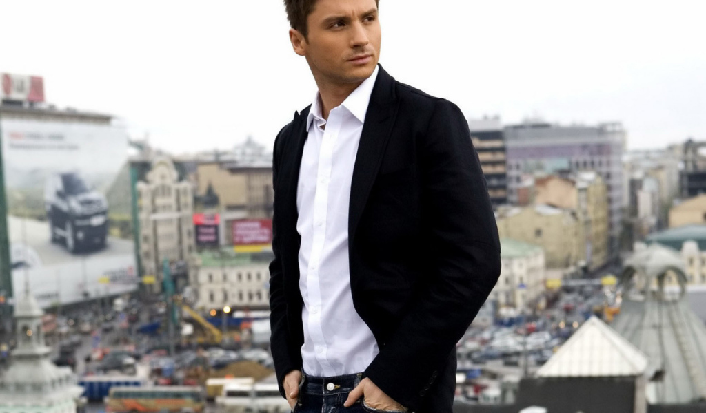 Знаменитый киноактер Сергей Лазарев