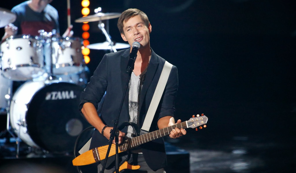 Знаменитая Суперзвезда Стас Пьеха