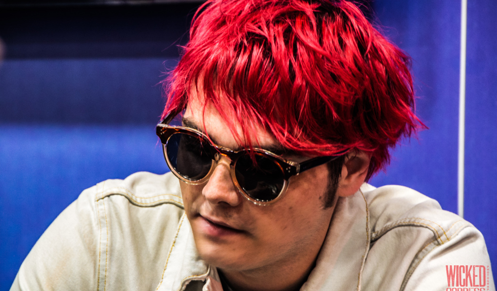 Знаменитая Кинозвезда Джерард Уэй