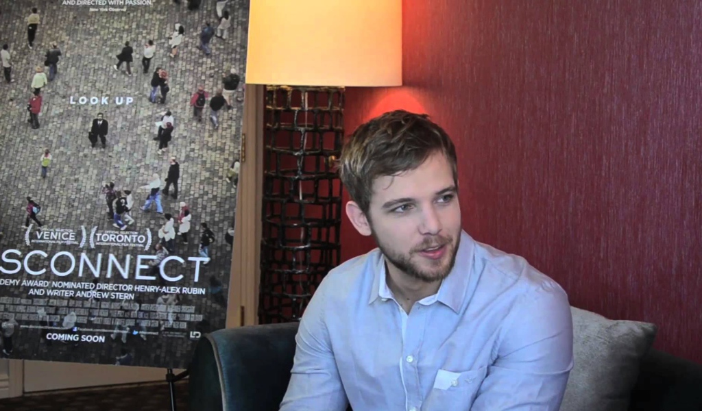 Популярный Макс Тириот