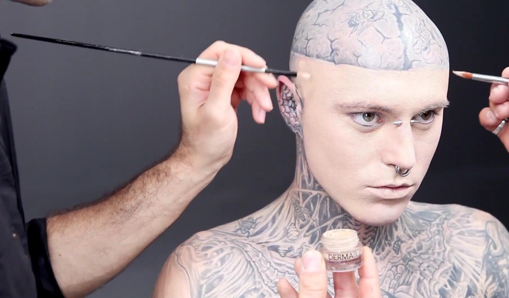 Популярный Рик Жене