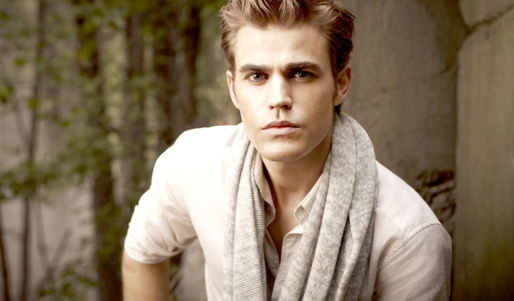 Возлюбленный актер Пол Уэсли