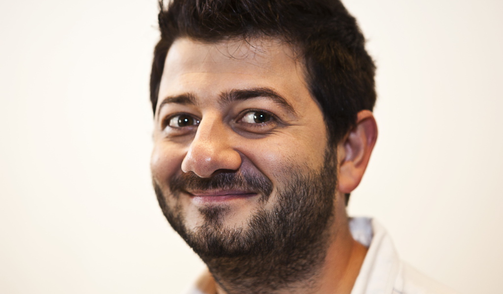 Забавный Михаил Галустян