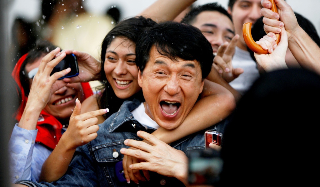 Джеки Чан и его поклонники