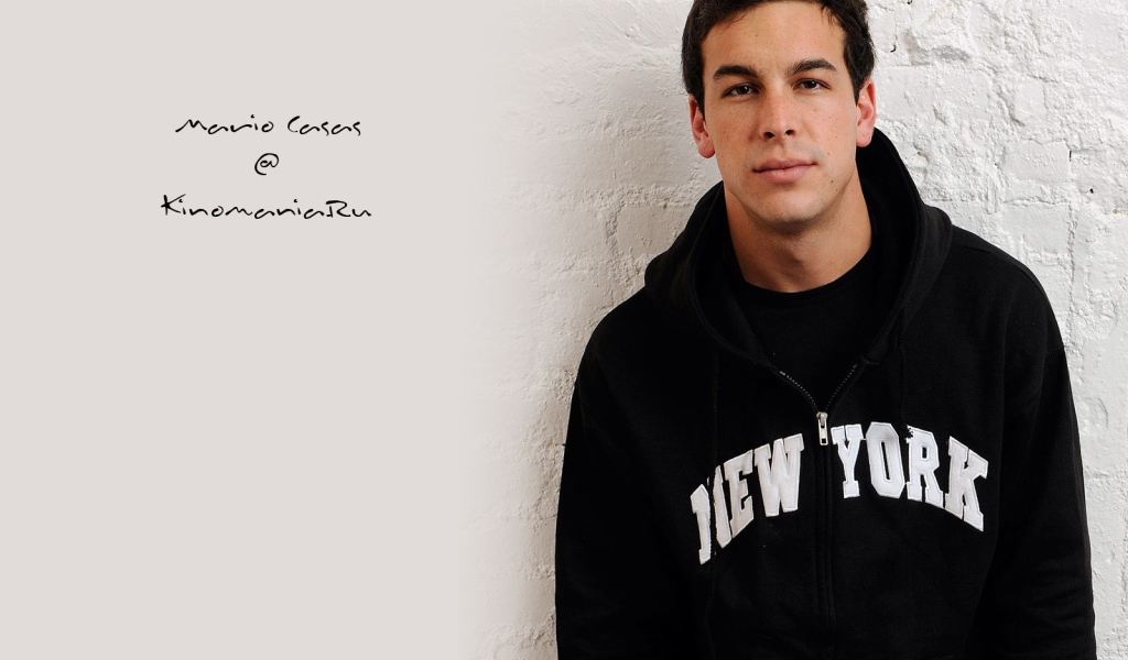 Знаменитый киноактер Марио Касас