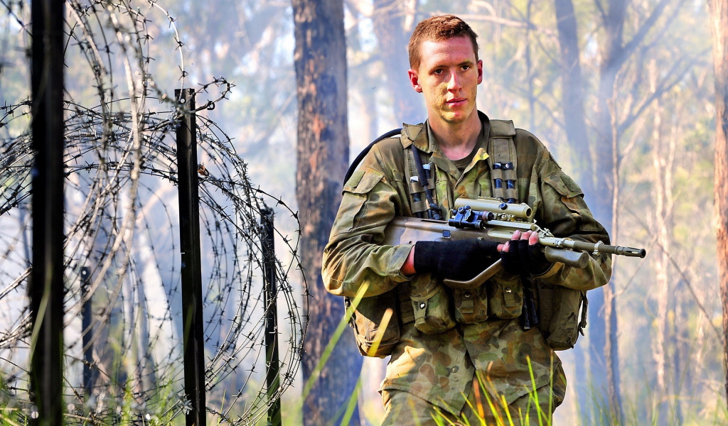 Солдат с винтовкой