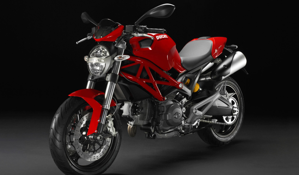 Красивый мотоцикл Ducati Monster 796 Corse Stripe